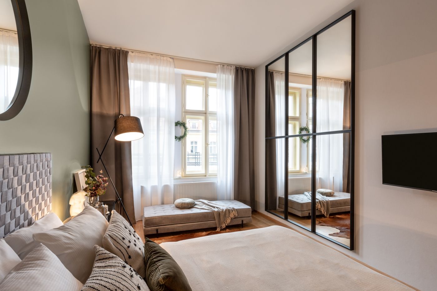Moderní pražský byt — ilustrační fotografie TurnKey Apartments